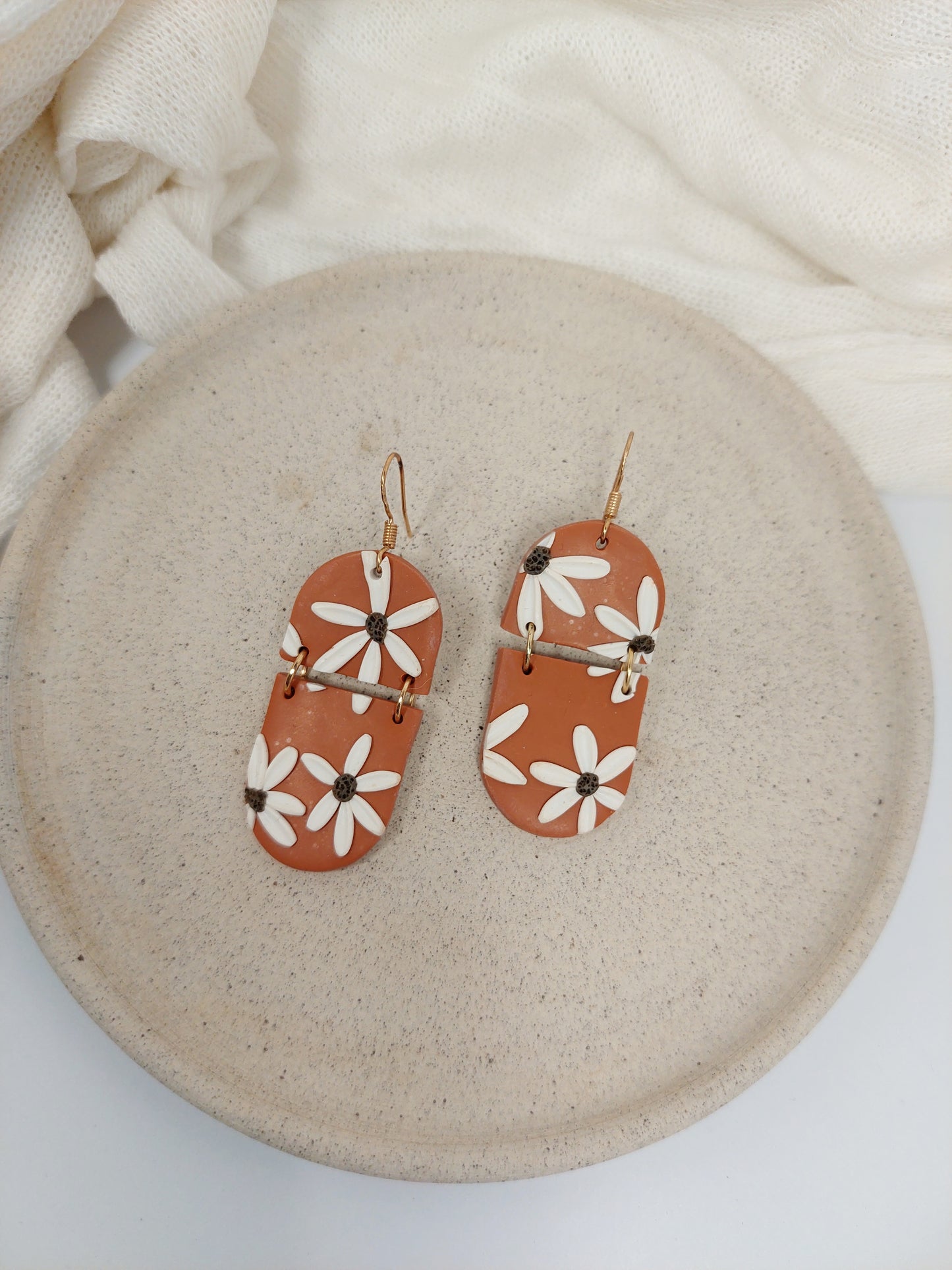 DAISY SPLIT SOLE EARRINGS - SPICE