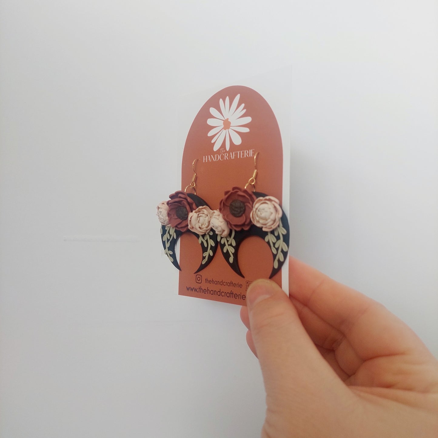 FLORAL EARRINGS - LUNAR