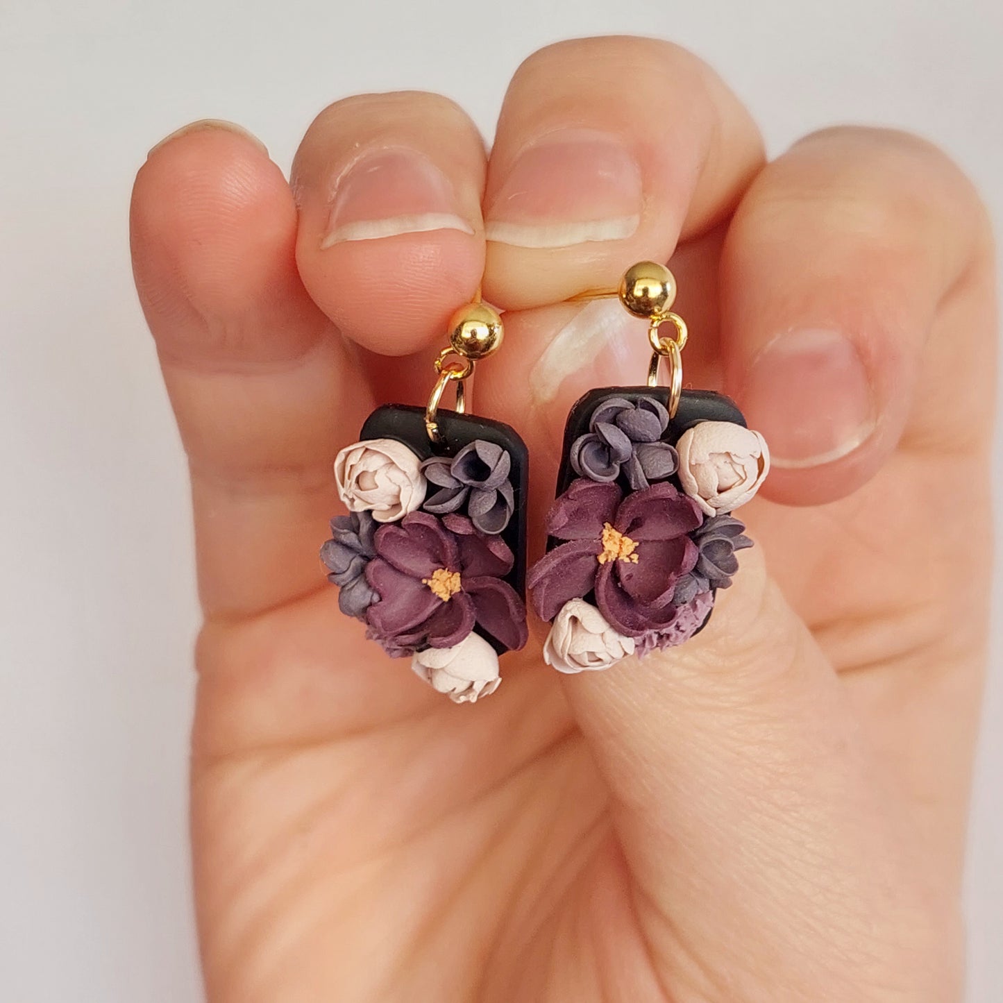 FLORAL EARRINGS MINI - PURPLES