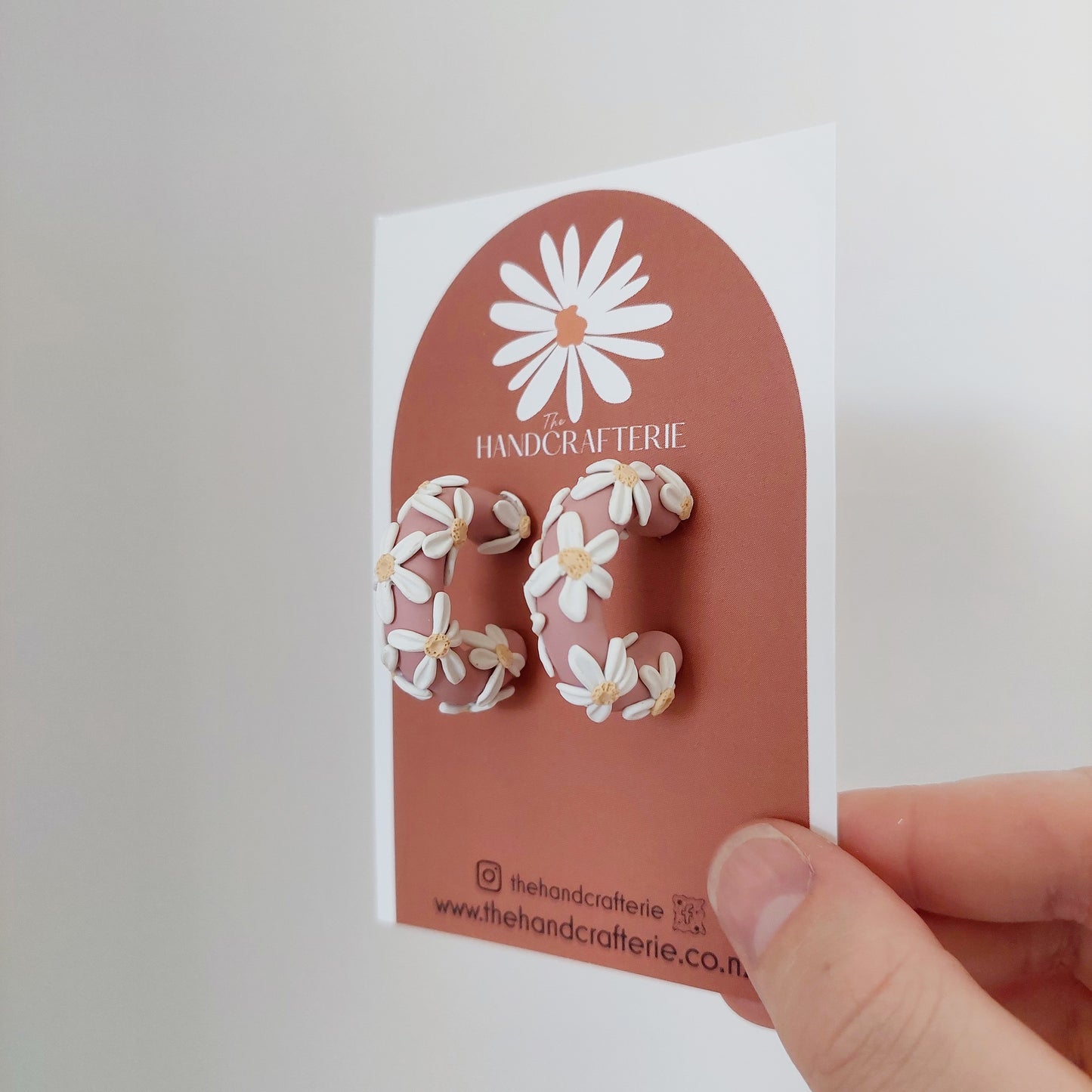 DAISY MINI HOOPS