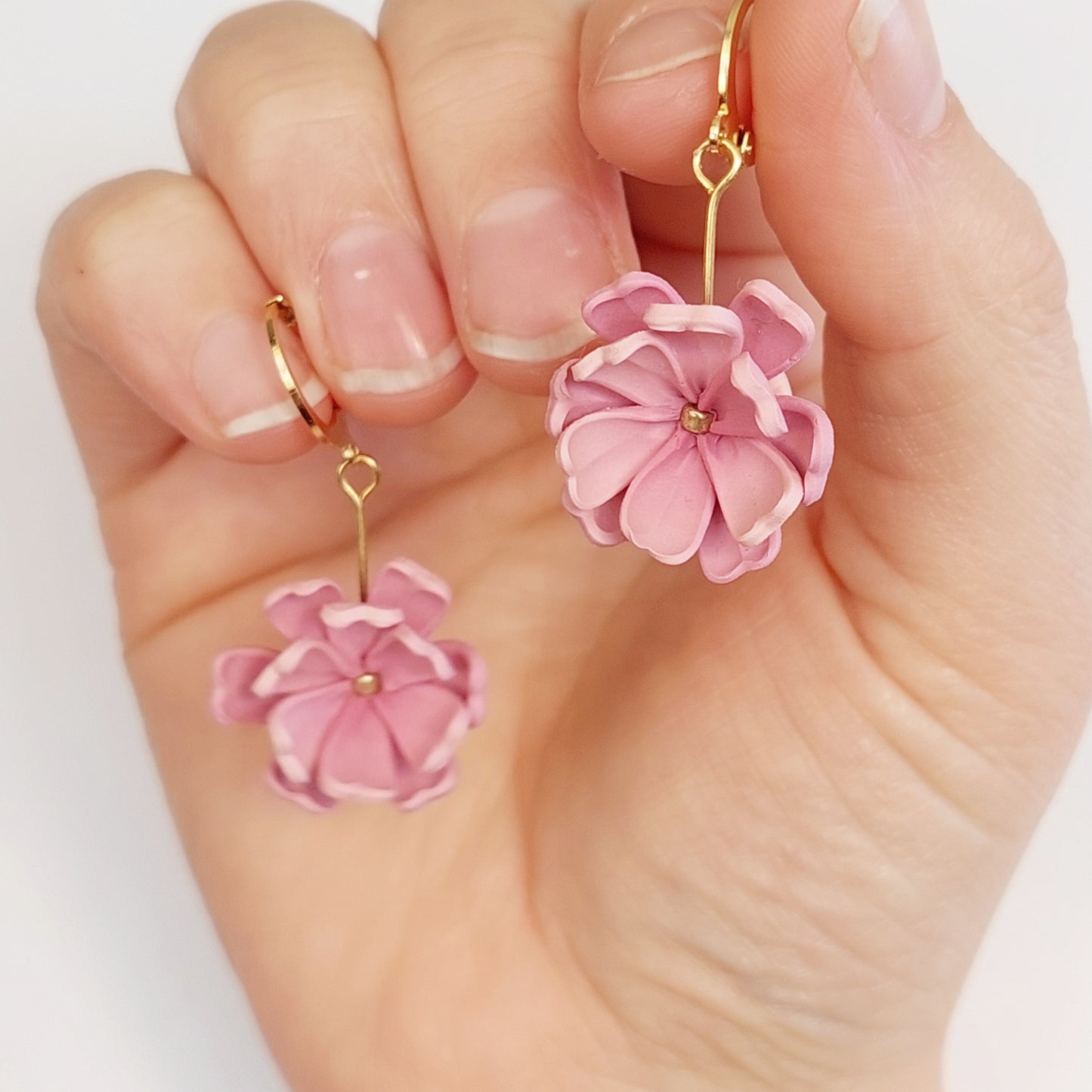 MINI BOTANICAL DANGLE - LIGHT PINK