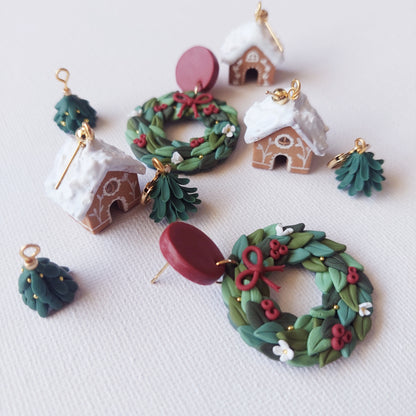 MUTED CHRISTMAS WREATH EARRINGS