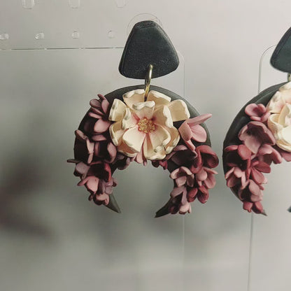 FALLING BLOOMS - LUNAR BLACK