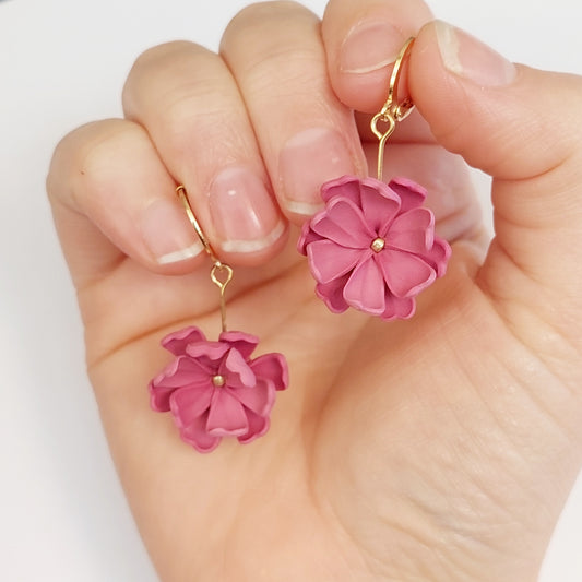 MINI BOTANICAL DANGLE - HOT PINK